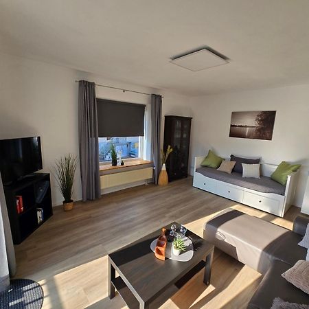 Ferienhaus Steigrhein Filsen Luaran gambar