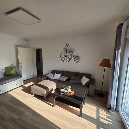 Ferienhaus Steigrhein Filsen Luaran gambar