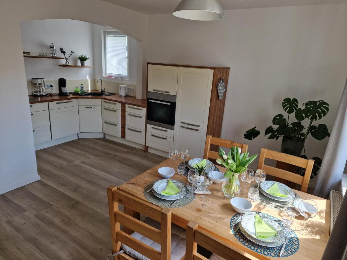 Ferienhaus Steigrhein Filsen Luaran gambar