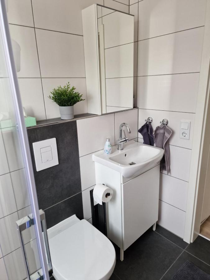 Ferienhaus Steigrhein Filsen Luaran gambar