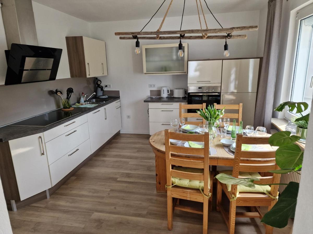 Ferienhaus Steigrhein Filsen Luaran gambar